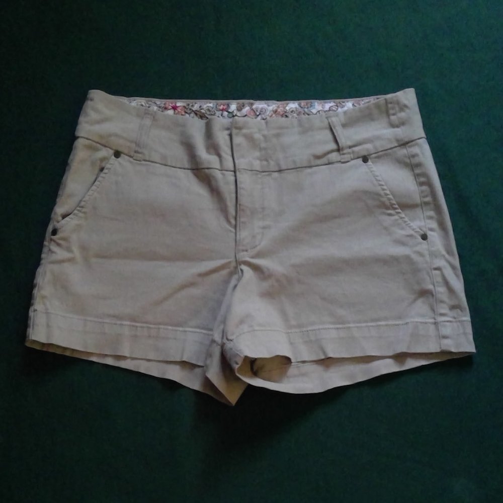 Tan Size 14 One 5 One Shorts